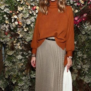 Meet your Posher, Carla